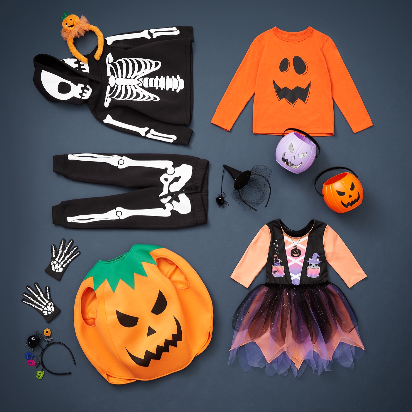 Vina Aspiriram Kamera H M Bambino Halloween Otpusk Shvatka Vplshavam