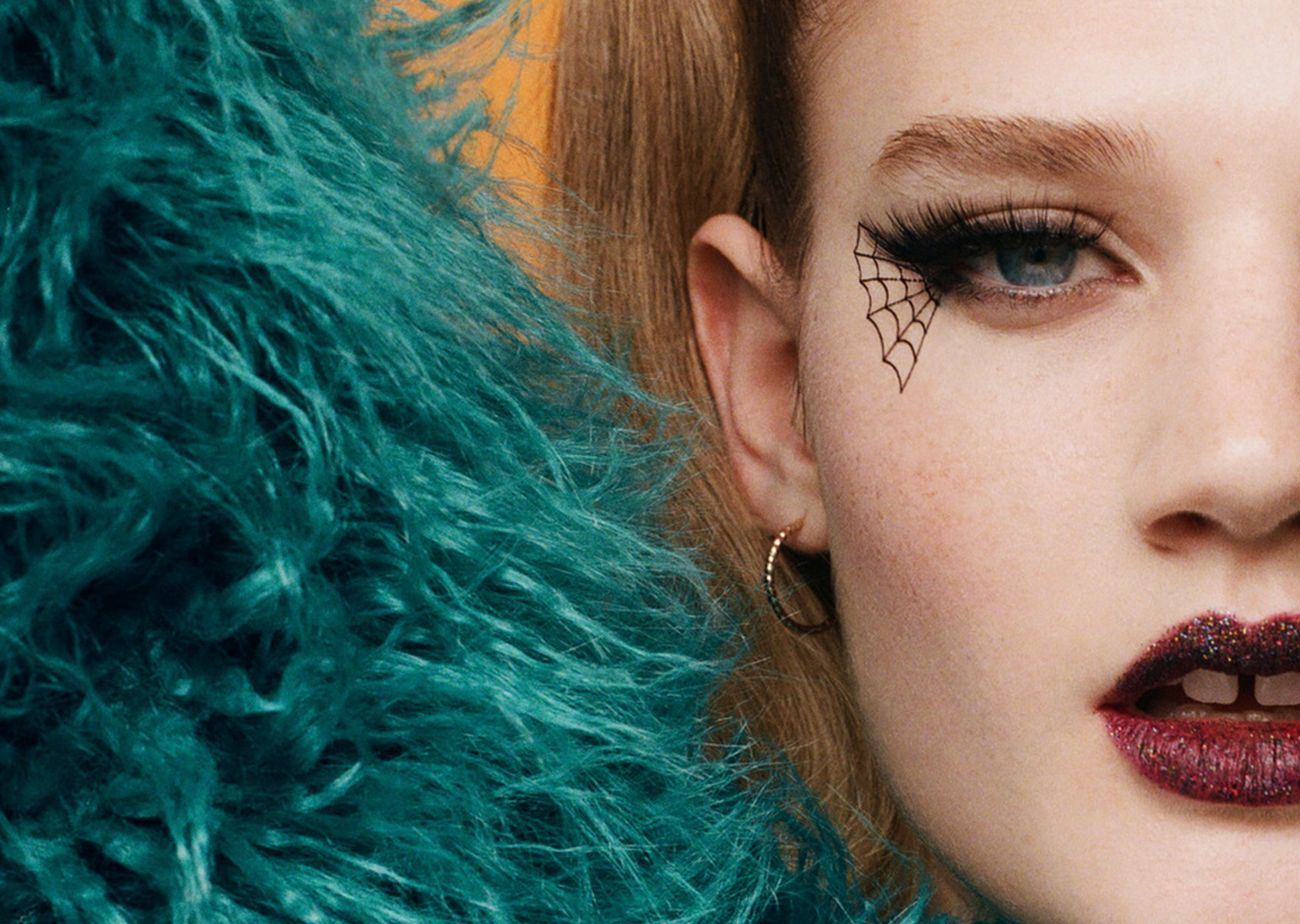 This Halloween S Best Express Makeup Look H M It