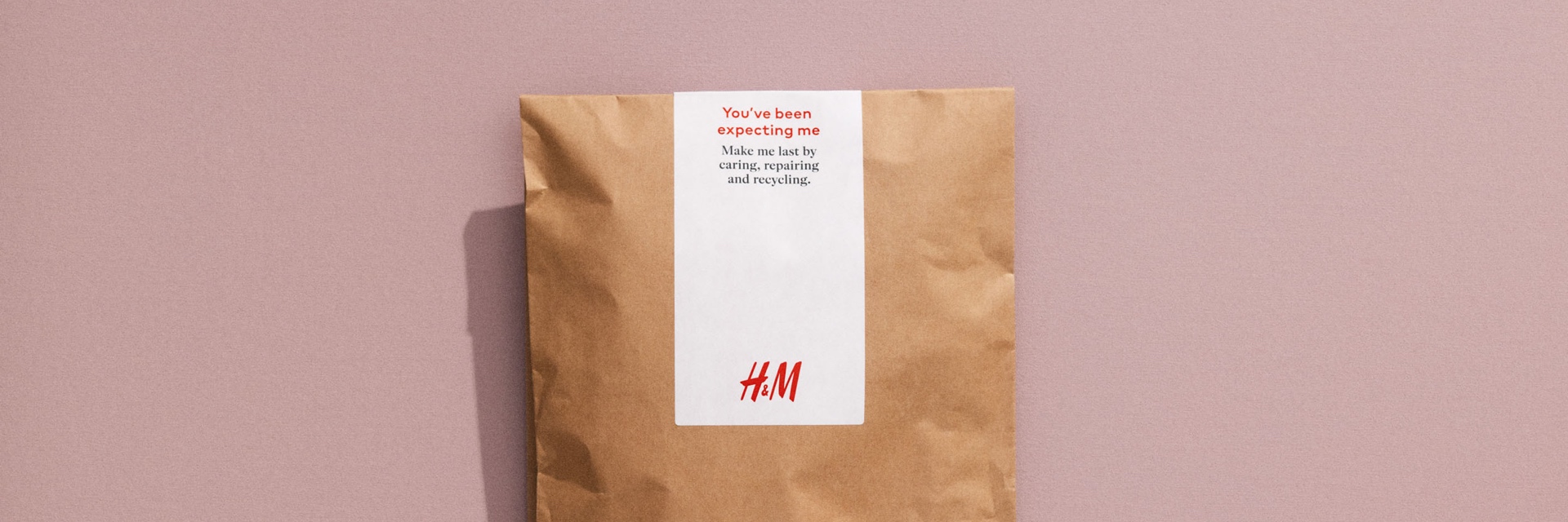 h and m near