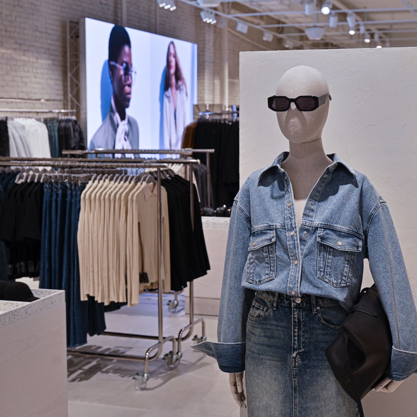 Sogo h&m sales